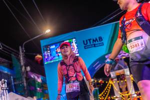 BIB: 5529, 5381
                            <button type="button" onclick="openModal(21813433)" class="btn btn-primary btn-sm float-right btn-popup" data-toggle="modal" data-target=".modal-high-quality">
                        <i class="fas fa-shopping-cart"></i> Add to Cart
                    </button>
                                            <button type="button" onclick="isThisMe(21813433, true)" class="btn btn-success btn-sm float-right btn-popup btn-isme hidden" data-toggle="tooltip" data-placement="bottom" title="นี่คือรูปของคุณใช่ไหม คลิกที่นี่เพื่อเอาเข้าอัลบั้ม">
                        <i class="fas fa-plus"></i> Add to album
                    </button>
                    <button type="button" onclick="isThisMe(21813433, false)" class="btn btn-warning btn-sm float-right btn-popup btn-isnotme hidden">
                        <i class="fas fa-ban"></i> Remove from album
                    </button>